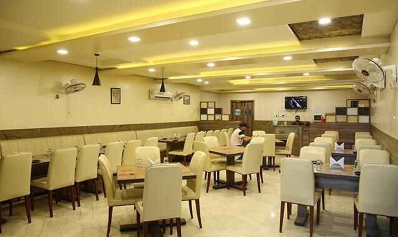 Fabhotel Corbett Inn Rudrapur المظهر الخارجي الصورة